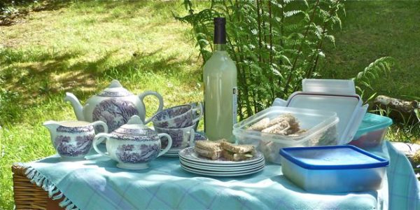 An extremely fine specially commissioned picnic and tea-set for