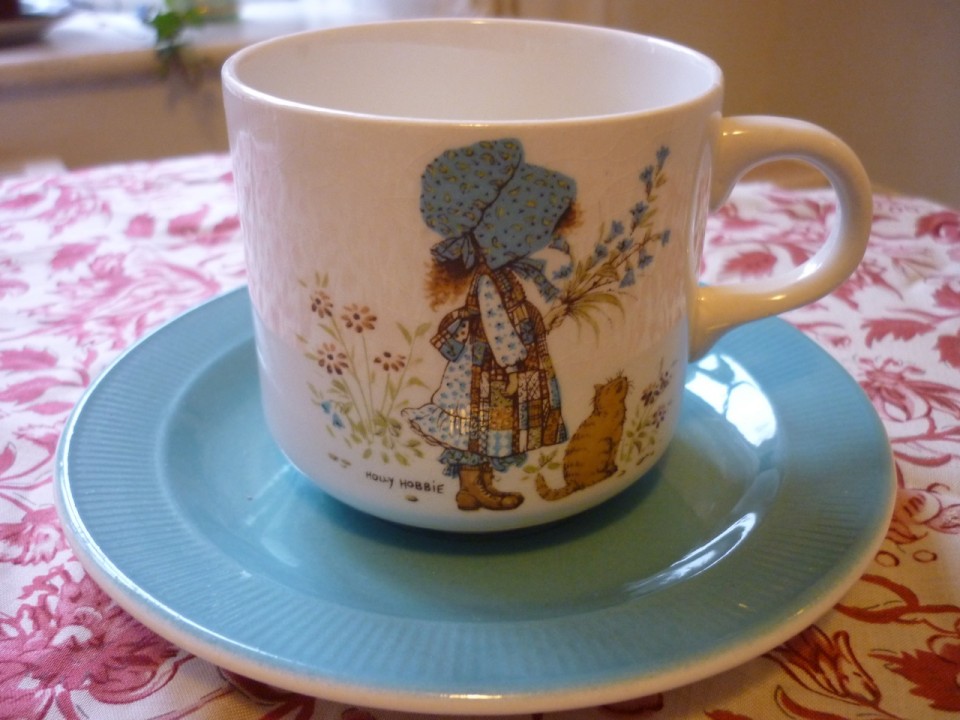 holly hobbie china tea set
