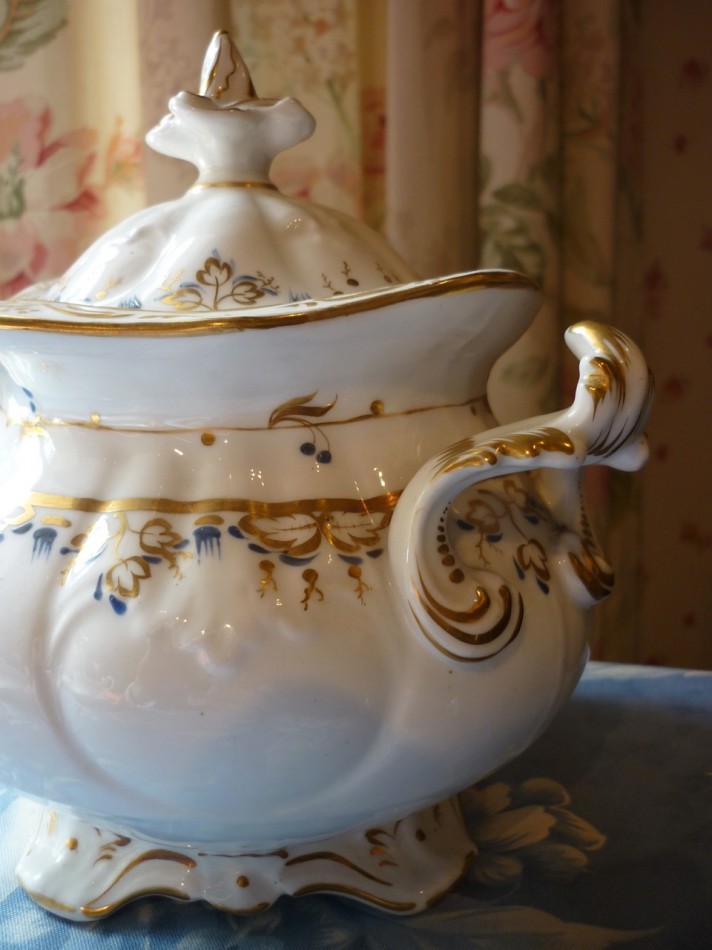 Victorian Swan Tea Set